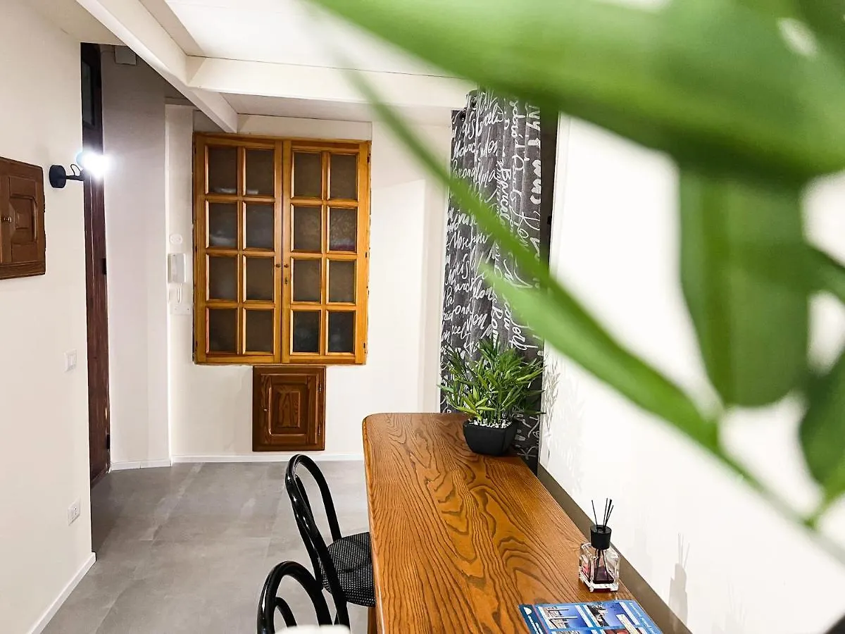 Al 115 Rooms Cagliari Italia